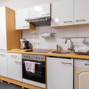 Apartment Balkon, Waschmaschine, Tv, Einzelbetten, Nahe Voelkerschlachtsdenkmal, Leipzig